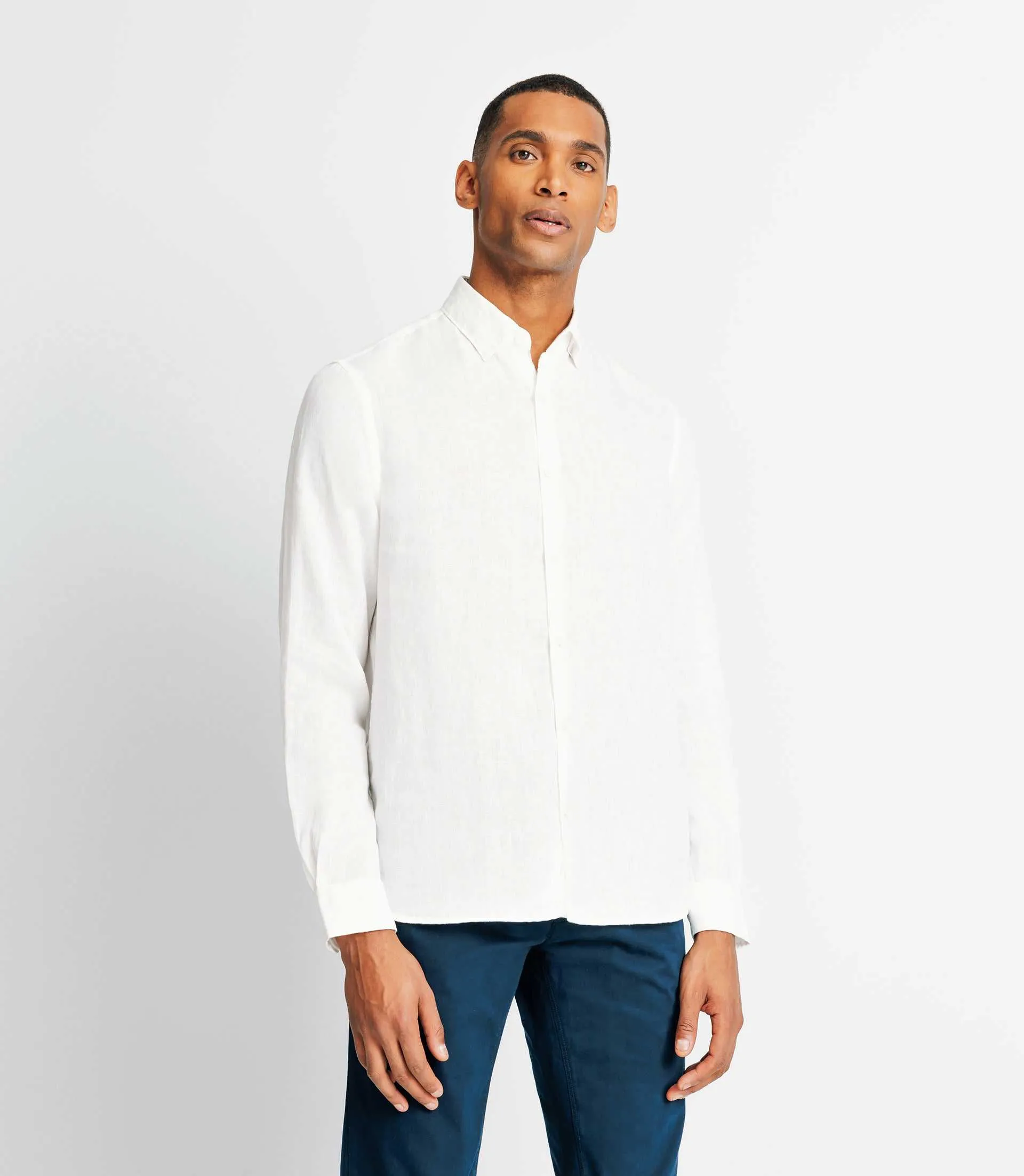 Chemise casual en lin blanche