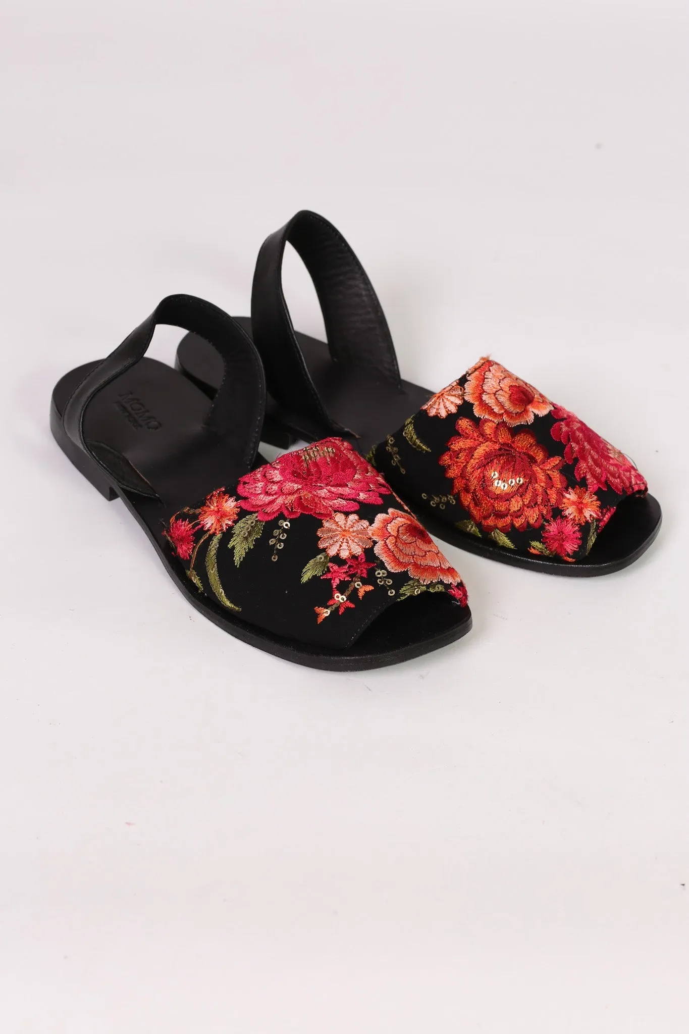 EMBROIDERED SILK SANDALS FRIDU