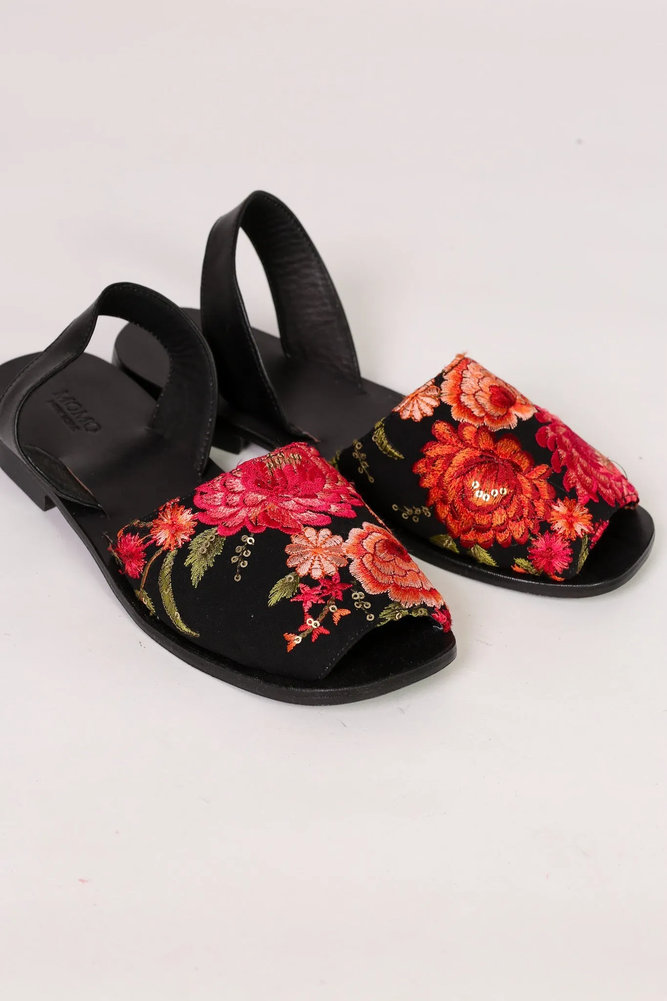 EMBROIDERED SILK SANDALS FRIDU