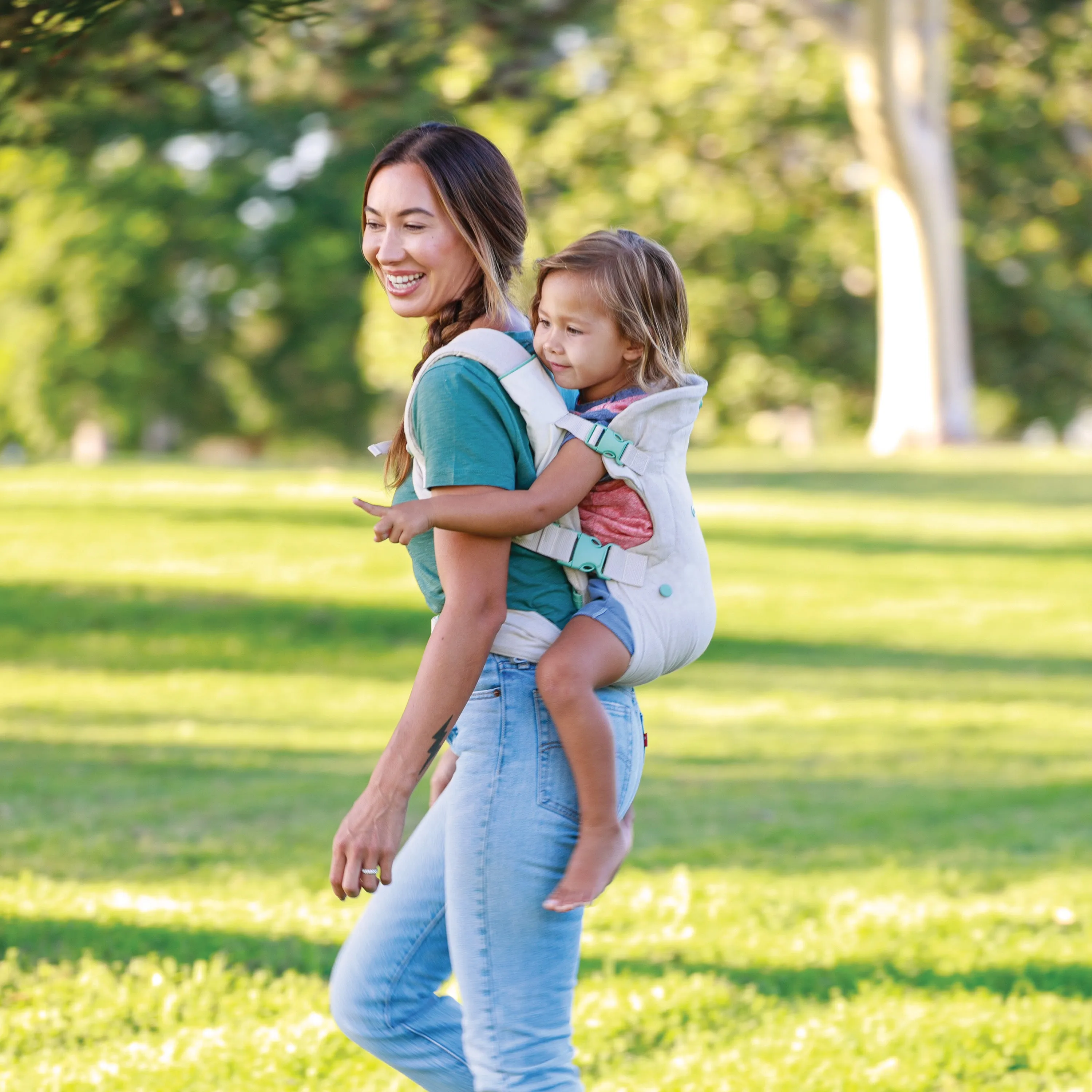 Flip 4-in-1 Nature & Nurture Convertible Carrier