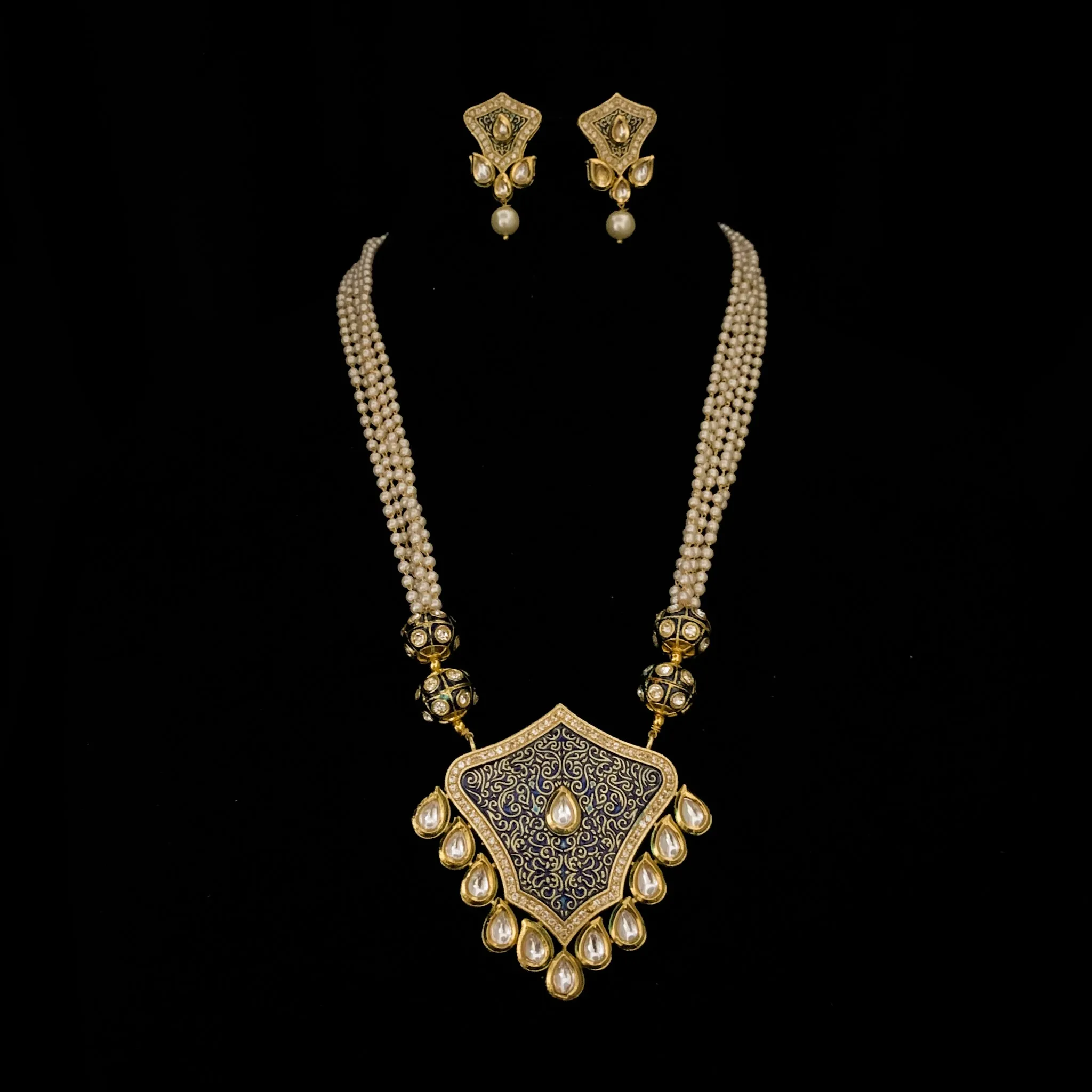 Handmade Kundan Meenakari Blue Enamel Work with Pearl Mala Necklace