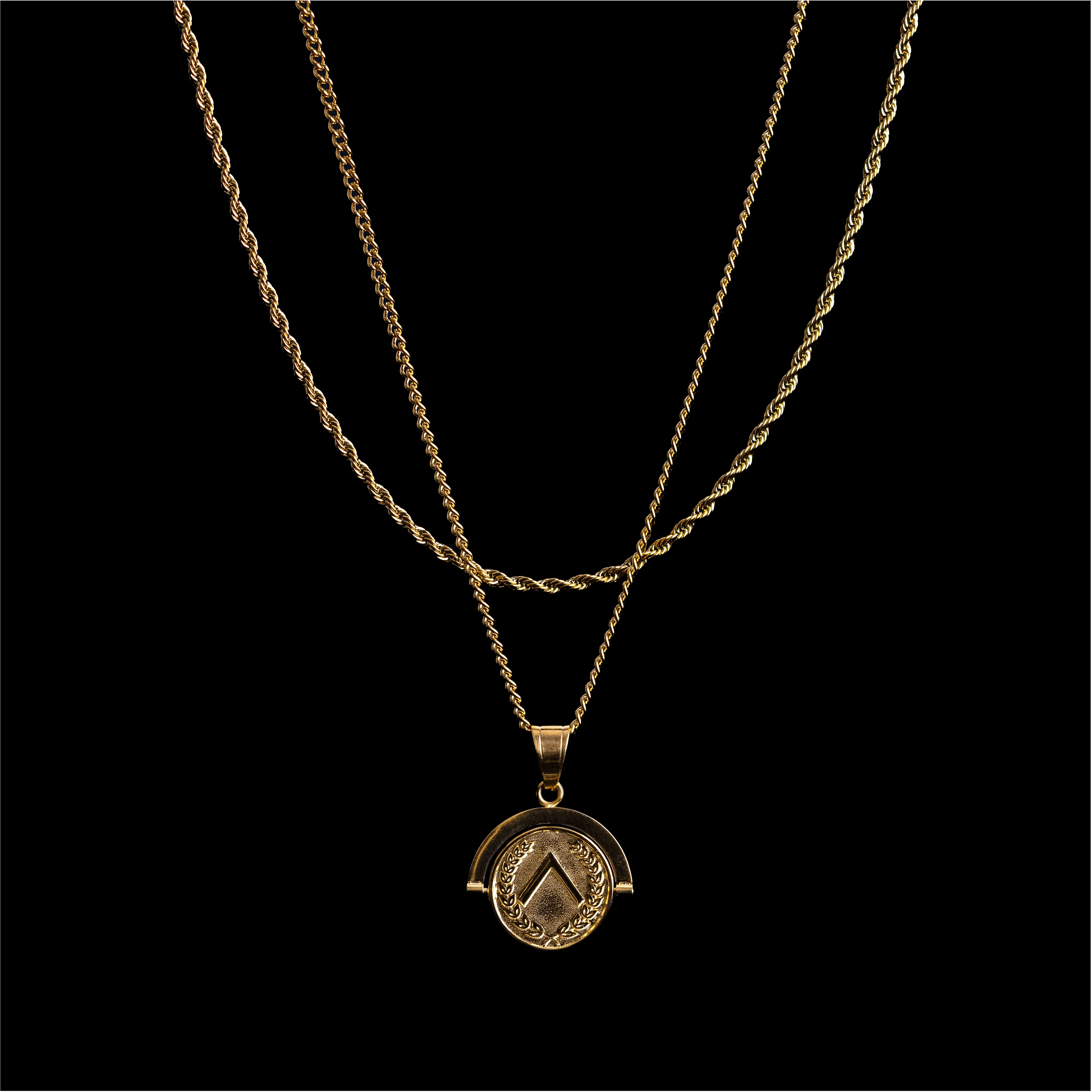 Warrior 'Veni Vidi Vici' - Double Sided Pendant ( Gold )